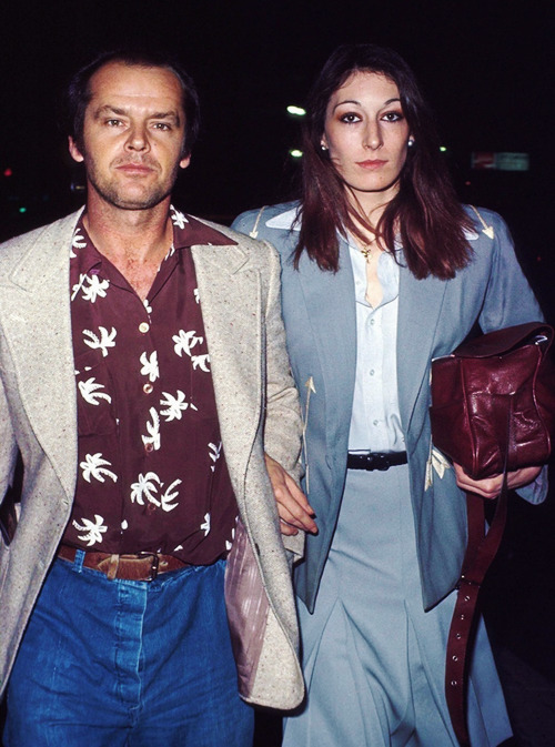  "From 1973 onwards, Jack and Anjelica were America’s favourite showbiz soulmates, the apogee of cool coupledom." (x) 