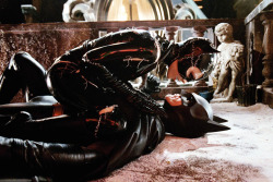 genterie:Michelle Pfeiffer and Michael Keaton in Batman Returns (1992)