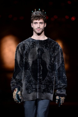 derriuspierre:  Dolce &amp; Gabbana Fall/Winter 2014 | Milan Fashion Week 