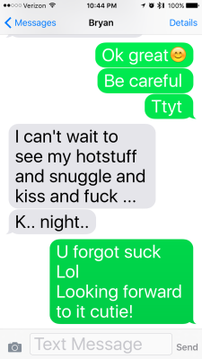 mrsstonemtncouple:  Mrs Stonemtncouple txting her bull about there upcoming sleepover fuck date. 