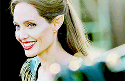 Angelina Jolie / ანჯელინა ჯოლი - Page 3 Tumblr_n63pw6dUAC1qk7jxzo3_250