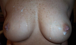 chastity-cumfeeding:  clean my nipples first 