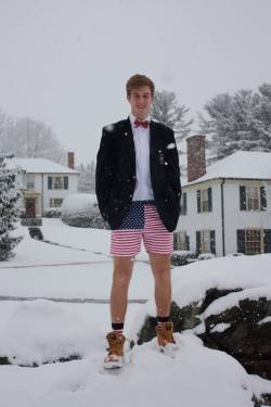 thatpreppyblonde:  gunnerysmartncasual:  Jake ‘14 Chubbies Fact #23: Chubbies in the wintertime is a no brainer. You’ll say “But won’t my legs get cold??” - The answer is no. You will be sheltered from the cold by a thick layer of sweltering