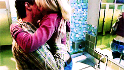 Logan♥Veronica (VM) #1 Parce que... 'I thought our story was epic, you know, you and me' Tumblr_mzvsu4MTis1sid0h4o2_r3_250