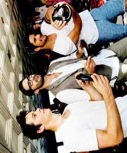dylans-obrien-deactivated201408:  Dylan O’Brien, Tyler Hoechlin and Tyler Posey at the Nintendo Lounge in SDCC 2014 