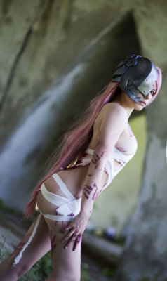 ishotcosplay:  Best Cosplay photos of the World = Elfen lied for &amp; from Our Friends &amp; UsersiShot Cosplay.apk Project iShotCosplay is not commercial Follow Us: @iShotCosplay &amp; 