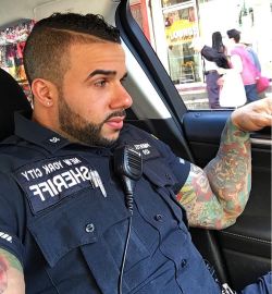 thick-sexy-muscle:  NYPD muscle hunk, Miguel Pimentel