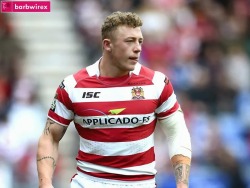 denvergayguy:byo-dk—celebs:  Name: Josh Charnley Country: UK Famous For: Professional Athlete (Rugby) —————————————— Click to see more of my stuff: Main | Spycams | Celebs Funny | Videos | Selfies