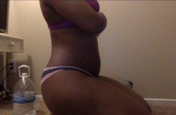 mangomob92:  My first fruit belly stuffing, I was soo ready to barf by the time I finished this video. I was uncomfortably full, but it was worth it. Look how round I got. 