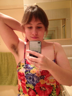 hairypitsclub:  My underarm farm is growing wonderfully!  They are beautiful