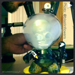 dabbersdaily:  @blastinflowers with a sick dab video off his #capncrunk x @nathan_miers #collab #space #dunny!! Check his Feed for the video!