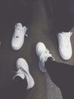 couple nike air force