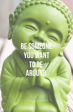 we-all-share-one-moon:  ॐ  I&rsquo;d love to be around a Yoda-Buddha alien gnome