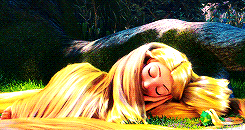 gifs tangled :D Rapunzel the little mermaid ariel Aurora cinderella Mulan Tiana snow white disney princesses frozen kp merida Princess Anna Disneyedit queen elsa kpfilm GIFs:MultiDisney disneyplus these princesses are not so different from the rest of us lol i basically wake up like one of them each morning which princess are you when waking up?