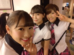 chan-hii48:  Three Musketeers before Nishino’s Graduation Stage.