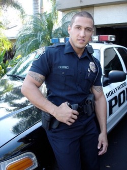 Arrest me officer! ðŸ‘®ðŸ¼http://imrockhard4u.tumblr.com