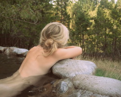 sluttraining:  Skinny dipping is a basic human right. When was the last time you used your rights? 