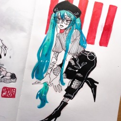 8-butt:Hatsune Miku is cool even in 2017