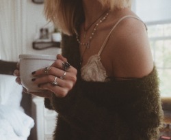christiescloset:  sundays also call for coffee..and lots of it for that matter! 
