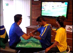 knowledgecanbesogrand:    Deafblind Brazilian “watches” World Cup with the help of his friends - Video  THESE are real friends. Absolutely amazing.  This is so adorable :) 