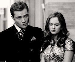 coconut-cola:  mysteried:  eunoiiaaa:  YES OMFG IVE BEEN WAITING FOR THIS GIF TO COME ON MY DASH I LOVE THEM SO MUCH  THEYRE SO HOT  OTP BLAIR AND CHUCK FOREVER FUCK 
