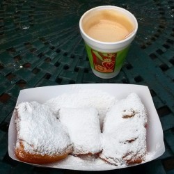 Delicious #beignets &amp; #coffee - critical #mardigras recovery food during #MardiGras2015 #neworleans