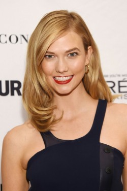 jobedablog:  Karlie Kloss at the Glamour Women Of The Year Awards 2015 - (9/11/15)