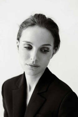 vilanella:  Natalie Portman  by Max Farago   for  M le magazine du Monde, 2015.