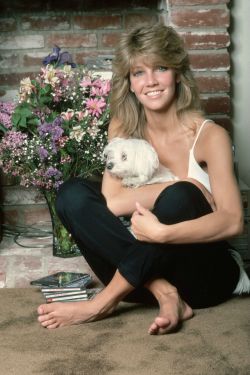 solecityusa:  Heather Locklear In appreciation of female feet, arches, toes and soles - http://solecityusa.tumblr.com/ 