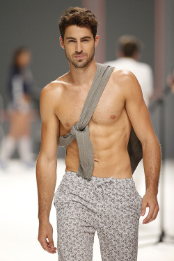 model-hommes:Antonio Navas for BCN Brand S/S 2016 Barcelona.