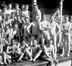 gayartplus: Today  we remember a time when it was natural for men to swim naked – at the YMCA, at schools, at camps, at clubs … anywhere and everywhere. If women swam with them, they were clothed and that’s all right with me. Public swim meets were