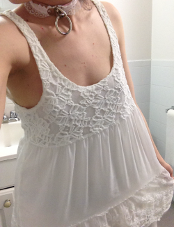 theruleset:on-her-knees-to-please:  Nightgowns and new collars.   So much white lace! So proud to belong to my wonderful daddy. theruleset  Xoxo  Beautiful as always.