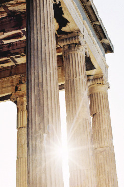 italian-luxury:  Ancient Ruins, Greece  I wanna go there.