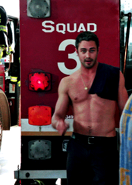 simplymanuela:  You can’t compete with Severide. Nobody can.Chicago Fire
