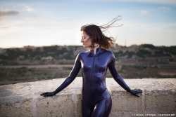 kinky-latex-babes:Leaning to the wall of the 4,000-year-old city of Mdina, Malta http://ift.tt/2vuTEgc
