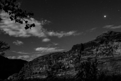 A night in Moab, UT Truly missing a bit of it today. This was the first and only night shot i’ve taken. That night was so beautiful. The moon was bright and really lit up the rocks perfectly. Spending 4 days on the Colorado River was a dream and I