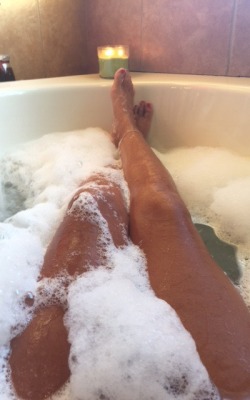 justplayin5162:  A little bubble time 👄 #wife