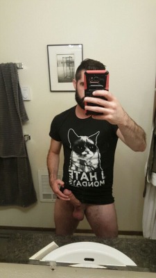andrewcutandhairy:  http://andrewcutandhairy.tumblr.com Follow me for really hot, hairy, bearded and cut guys!!! And please write me!!!😜