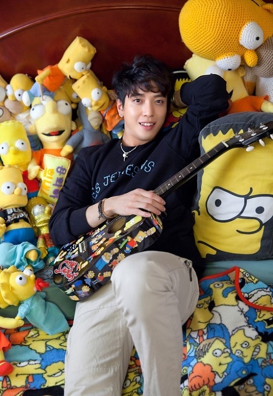 [Photos] Jung YongHwa, The Simpsons Mania Tumblr_n1uizs4NDT1rgxfbio5_1280