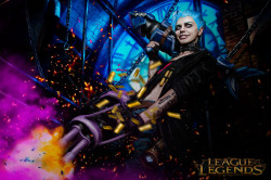 cosplay-soul:  Jinx (Male) | League of Legends 
