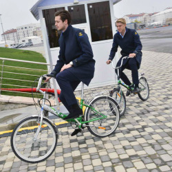 hockeyswedes:  Tre kronor arriving to the arena today (14/02/21) 