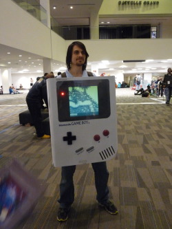 randomredux:  lasers-and-spikes:  rendezvousramen:  aivlistree:  This guy’s costume was entirely playable and you could switch the games in the back I just  The cosplay war is over Everyone go home  fUCK  ARE YOU SHITTING ME 