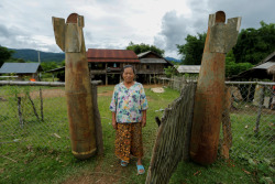fotojournalismus:  Lethal Legacy of Secret War in Laos (via Reuters) From 1964 to 1973, U.S. warplanes dropped more than 270 million cluster munitions on Laos, one-third of which did not explode, according to the Lao National Regulatory Authority for