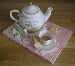 cakedecoratingtopcakes:  Afternoon Tea by Julie Cains Cakes …See the cake: http://cakesdecor.com/cakes/152713-afternoon-tea