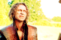 catelyntstark:  once upon a time memefour bffotps [&frac34;]     ↳ Charming &amp; Rumple&ldquo;Are you asking for dating advice?&rdquo;