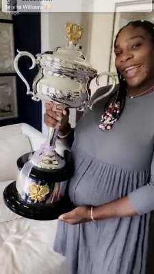 fuckyeahserenawilliams:  They delivered the pregnant queen her trophy