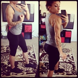 fitgymbabe:  From Instagram: liftheavy_squatlow - Check out more of her pics: liftheavy_squatlow on Sexy Gym BabesFollow Us For More Gym Babes - Updated hourly!Find Us On: Facebook | Instagram | Twitter | Tumblr
