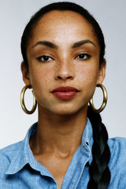 blvck-de-la-vie:  shepardxrealm:girlnottoday:blvck-trvp-shogun:mstheda:blvck-trvp-shogun:  meganfayy:i’ll never get over how beautiful sade is  who is she?  ^^^^^ are you fuckin serious?!  yeah im serious, who she is?  👆😩😩😩😩😩  ma nigga,