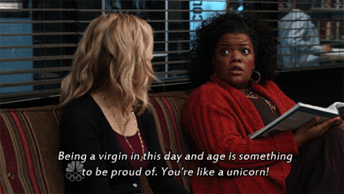 13 Moments Every Virgin Has Experienced Her Campus
