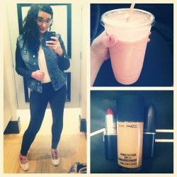 I accidentally looked like a Greaser after the gym but today was good 👍 #mac #proteinshake #greaselightening  #girlday